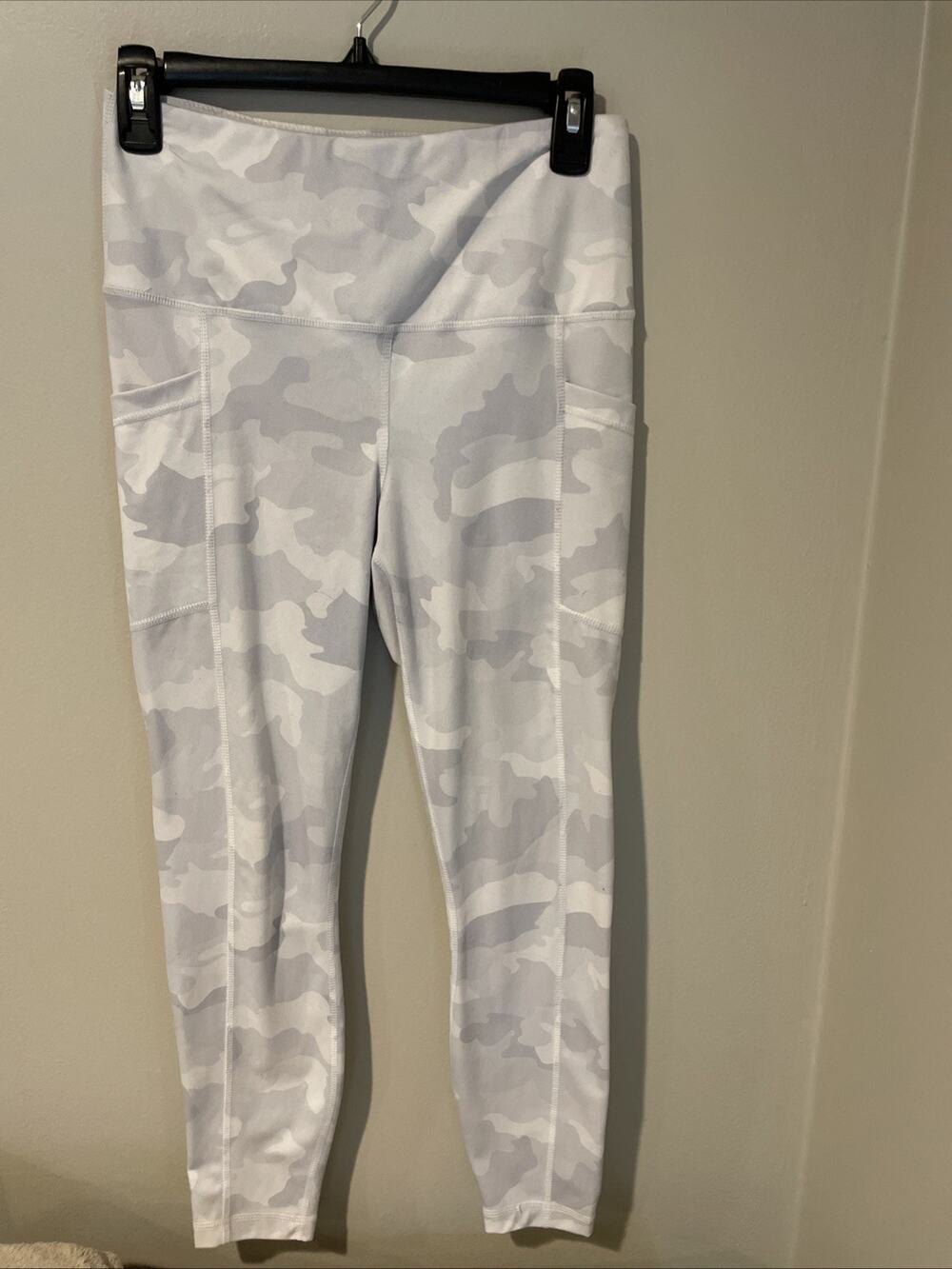 90 Degree by Reflex Leggings Lux Camo Side Pocket Leggings Size S